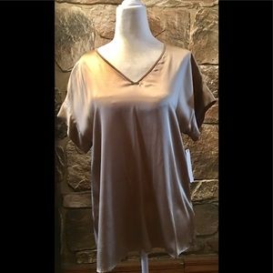 Lafayette 148 V Neck  Silk Top